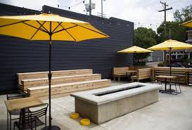 Outdoor patio ideas don't get more gorgeous than these! 7 Ideas To Steal From Restaurant Patios Outdoor Restaurant Patio Restaurant Seating Outdoor Restaurant
