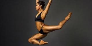 Le risposte per i cruciverba che iniziano con le lettere é, ét. Misty Copeland Storia Della Prima Etoile Nera Dell American Ballet Theatre