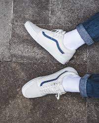The pack includes three colorways of one of vans' staple silhouette. Titolo Shop New Arrival Vans Old Skool Vintage Facebook