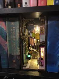 Book Nook Shelf Inserts Make Your Bookshelf Even More Magical In 2020 Book Nooks Bookshelf Art Diagon Alley