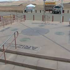 The Best Time Of The Year To Travel To The Four Corners States Four Corners Monument Monument Famous Monuments