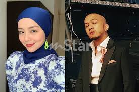 Pelakon mira filzah tidak menyangka perkataan 'baby sayang' ketika menjawab soalan peminat di live chat instagram awal bulan ini menjadi tular di media sosial. Belum Ada Kata Putus Berkaitan Lamaran Caprice Mira Filzah Tiada Masalah Bekerjasama Untuk Baby Sayang Hiburan Mstar