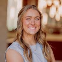 Mandy Simmons's Instagram, Twitter & Facebook