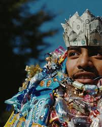 Three years ago around this time I was contemplating applying for the RFA/  @catchlight.io Local fellowship but I was very intimidated by the scope of  the program and how imposible it seemed