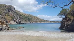 Bei interchalet finden sie über 40.000 ferienhäuser und ferienwohnungen in den schönsten urlaubsorten und regionen: Kustenwanderweg Zur Baia Degli Infreschi Bei Marina Di Camerota Im Cilento Italien Wandern Essen De