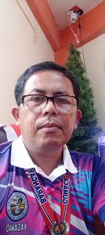 🎉 I recently helped Malenab Q. Matet, Elisa Salcedo and RM L. Adra earn  the Conversation Starter badge! It's exciting support them and be a part of  their community. Check out their