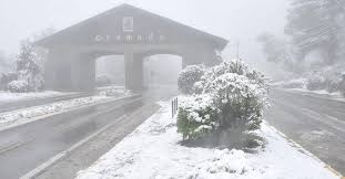 As temperaturas diurnas e noturnas ficarão em torno de +18ºc e +7ºc. Neve Em Gramado Frente Fria Pode Deixar A Cidade Toda Branca