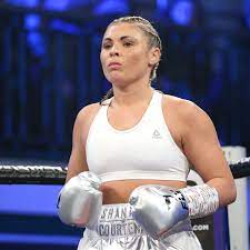 Up and coming boxer and bombshell ebanie bridges talks about her future goals in boxing with aussie boxer ebanie bridges accused of 'disrespecting the sport' by wearing lingerie during. Shannon Courtenay Bridges Can T Faze Me I Just Want To Punch Her Face Bad Left Hook