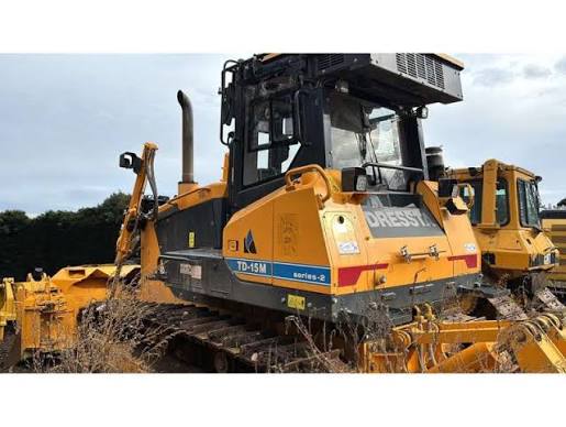 Dressta NEW-TD-15M Series 2-LGP-6-WAY Crawler Dozer