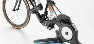 Bénéficiez d'un plan d'entraînement sur mesure et optimisez vos performance en cyclisme grâce à l'accompagnement d'un entraîneur professionnel. Entrainement Et Alimentation En Periode De Confinement Actualite Velo Sante Forme