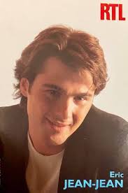 Quand ta fille ressort les vieux dossiers de photos pro... Par ordre  d'apparition : 1995 (radio) 96 (la Cinquième) 98(premiere photo RTL) été 99  (TF1 avec Paul Ferel) et les deux dernières