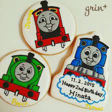 機関車トーマス アイシングクッキー grin さんのお料理 ペコリ by ameba 手作り料理写真と簡単レシピでつながるコミュニティ 誕生日 クッキー トーマス ケーキ アイシング