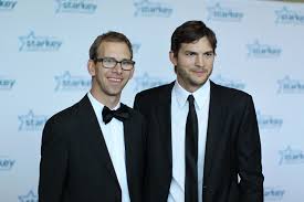 Search results for ashton kutcher. Ashton Kutcher Wanted To Donate His Heart To Twin Brother When He Needed A Life Saving Transplant