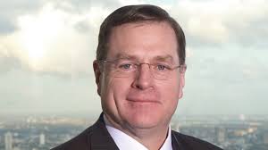 Aon enlists president and CEO Case until 2023