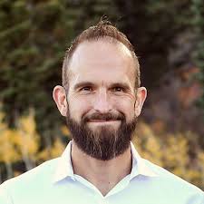 Melissa Chelak (@chelakm)