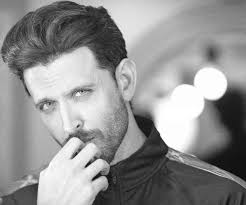 Back On Sets Hrithik Roshan S Intense Look Selfie Will Drive Away Your Monday Blues Check Out Hrithik roshan dance rehearsal for #adityabirlagroup awards. hrithik roshan s intense look selfie
