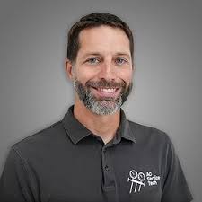 Amazon.in: Dan Holohan: books, biography, latest update