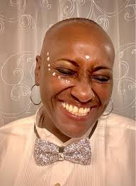 Iya Omiyomi Ibukemi updated her profile picture.