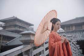 故人何在 烟水茫茫 人像 poco摄影 小清新 美女 hand fan fan lights