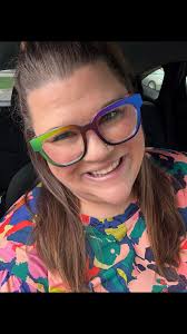 Re-seller alert! 🚨 I have a small amount of plus size women's tops,  looking to just move them quick so hopefully in my show in a second and  grab them while you