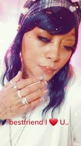 Shonna Taylor's Instagram, Twitter & Facebook