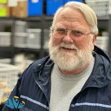 Alena Wong's Instagram, Twitter & Facebook