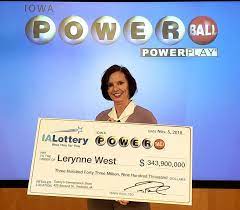 This Iowa Grandmother Won Half Of A Nearly 700 Million Powerball Prize Cnn Lottery Winner Jackpot Winners Lottery
