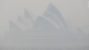 Australian bushfires have caused unprecedented pollution in sydney and along the country's east coast, officials said thursday, with smoke and dust burning residents' eyes and prompting a spike in. See Smoke From Bushfires Blanket Sydney Cnn Video