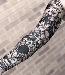 Pin By Karol Miranda M On Tatowierungen Traditional Tattoo Sleeve Geometric Sleeve Tattoo Tattoos