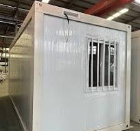 Instant Setup: Modular Container House with Detachable Features