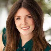 Jenn Riddle's Instagram, Twitter & Facebook