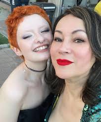 Jennifer Tilly & Lachlan Watson : r/Chucky