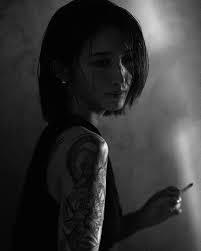 Echo Lee's Instagram, Twitter & Facebook