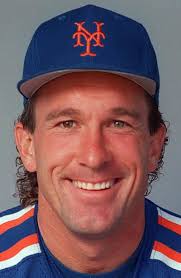 Hall of Fame catcher Gary Carter dies