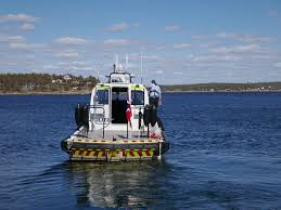 Toget var på vei opp karl johans gate mot slottet i oslo, og var et alternativt tog som ikke var noe del av et offisielt program i hovedstaden. Dette Blir Norges Lengste Flytende 17 Mai Tog Dagsavisen
