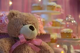 Que Es Baby Shower Ideas Regalos Comida Y Juegos Para Baby Shower Estos juegos son relacionados con el embarazo o con el futuro bebé y será lo que haga reir mucho a todos tus invitados. que es baby shower ideas regalos