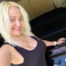 Kristen Combs updated her profile picture.