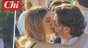 125,426 likes · 13,331 talking about this. Maria De Filippi E Maurizio Costanzo Il Figlio Gabriele Ha Un Nuovo Amore Al Mare Con La Fidanzata Francesca