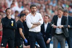 Toda la información de van bommel (mark van bommel), jugador del psv en as.com. Van Bommel Guti Geeft Zelf Ook Aan Dat Hij Moeite Heeft Met Het Spelconcept Nederlands Voetbal Ad Nl