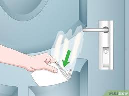\ if you have a loose hinge, obviously try tightening it slightly with a screwdriver. How To Repair A Damaged Hollow Core Door Wikihow