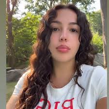 Gabrielle🌻 (@queen.gab__) • Threads, Say more