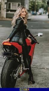 Motosiklet Duvar Kagidi Motosikletci Kiz Motosikletler Motorsiklet