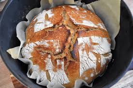 Pain Cocotte A L Epeautre Recette Au Levain Naturel