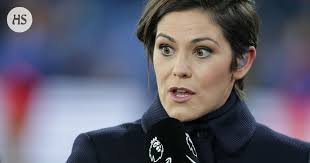 Juhlapuhujan törkeät vitsit johtivat vieraiden ulosmarssiin Skotlannin  jalkapallotoimittajien gaalassa: ”Eilisillan puhe oli jo seuraavaa tasoa”