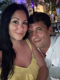 I'm so obsessed with the key that I want to get married there next year  please recommend vendors and venues and planners 🥹