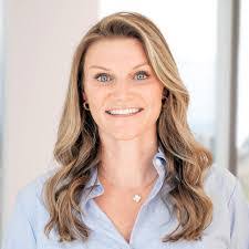 Caitlin Douglas's Instagram, Twitter & Facebook