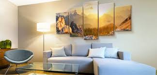 25 cuadros modernos para decorar el salón. Descubre Como Decorar Con Cuadros Para El Salon Decoora