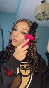 How to Use Curly Hair Lift Comb