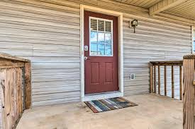 Only minutes from all local attractions. Quaint Hot Springs Condo On Lake Hamilton Apartment Hot Springs