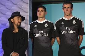 2019 ronaldo chicharito benzema bale isco james 2014 2015 real madrid retro soccer jersey 14 15 vintage third black football shirt chinese dragon from. Yohji Yamamoto S Real Madrid Shirt Hot Or Not Wsj
